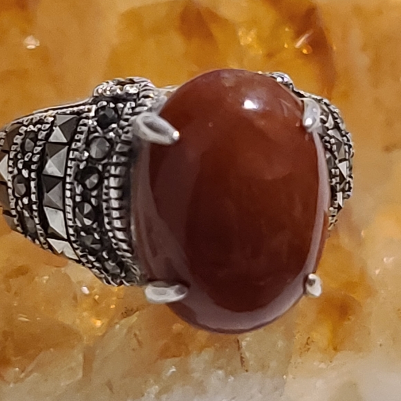 Vintage Carnelian Marcasite Engraved Ring - Picture 2 of 7